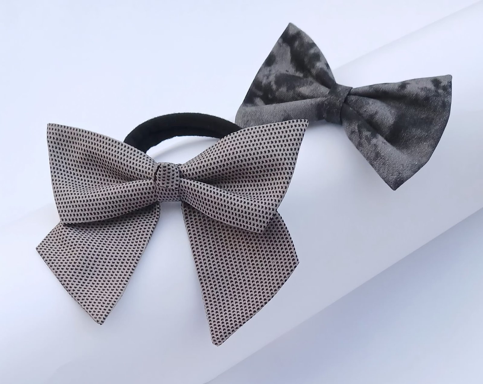 Handmade Black Printed Cotton Hair Tie & Gray Printed Pin Set - Image 3