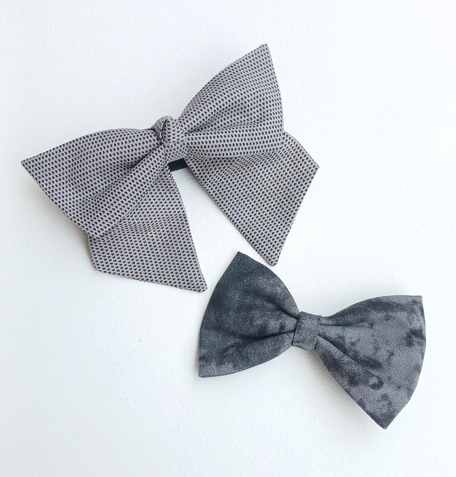 Handmade Black Printed Cotton Hair Tie & Gray Printed Pin Set