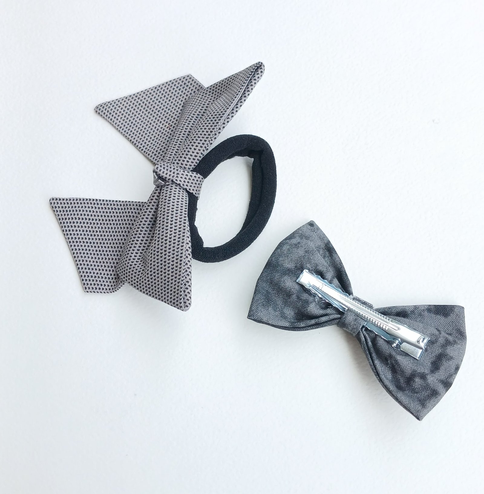 Handmade Black Printed Cotton Hair Tie & Gray Printed Pin Set - Image 4