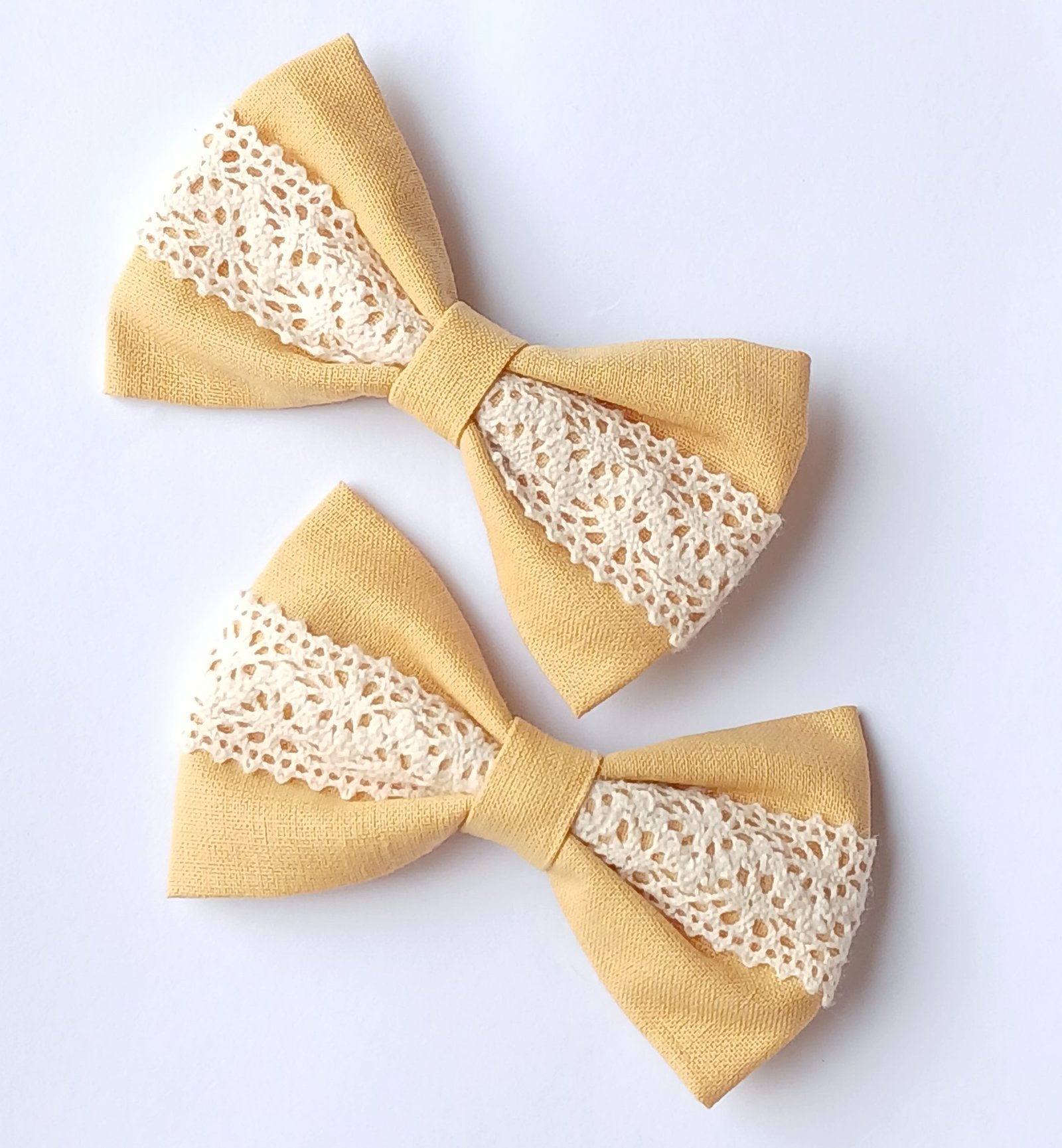 Handmade Cotton Lace Bow Pin